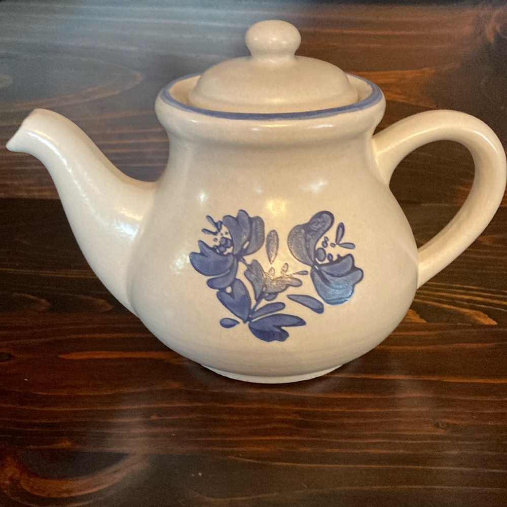 Pfaltzgraft Yorktown Teapot
